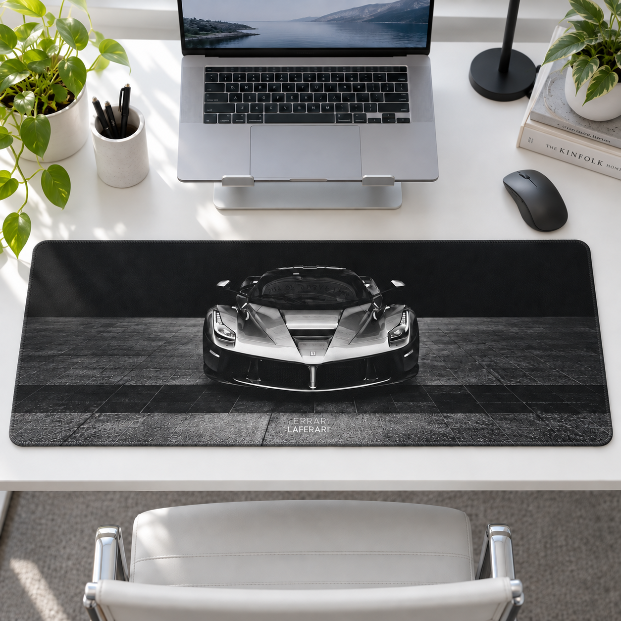 Gümüş Süper Otomobil Karanlık Stüdyo Mouse Pad - Y1078