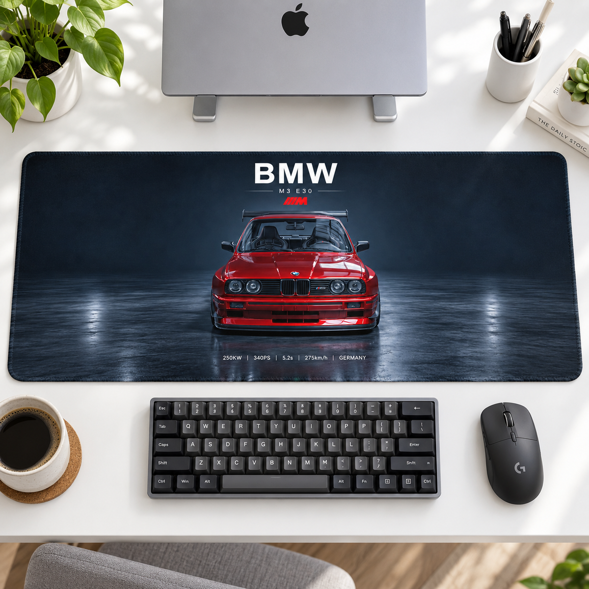 BMW Kırmızı Klasik Stüdyo Mouse Pad - Y1578